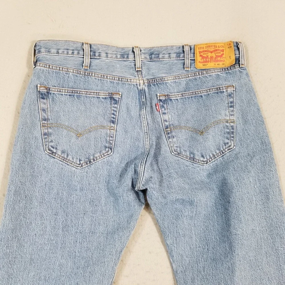 Levi's 501 jeans men's 40 x 30 original button fly blue denim pants retro